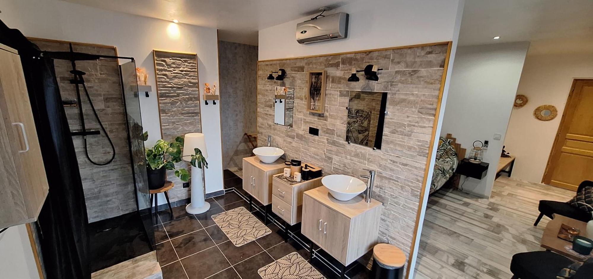 Chambres D'Hotes D'Aqui D'Aia Сен-Лоран-дю-Вар Экстерьер фото